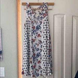 Women’s dress